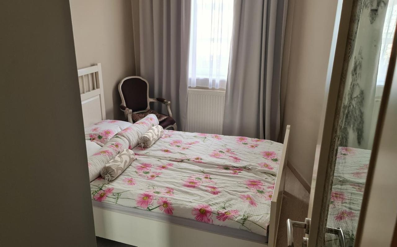 Classy Apartment At European Quarter Brussel Buitenkant foto